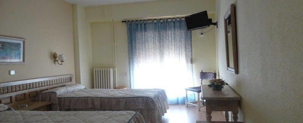 Hotel Montes Blancos Ezcaray Zewnętrze zdjęcie