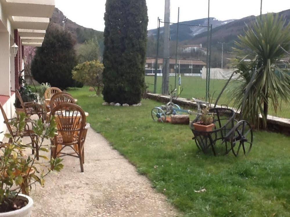 Hotel Montes Blancos Ezcaray Zewnętrze zdjęcie